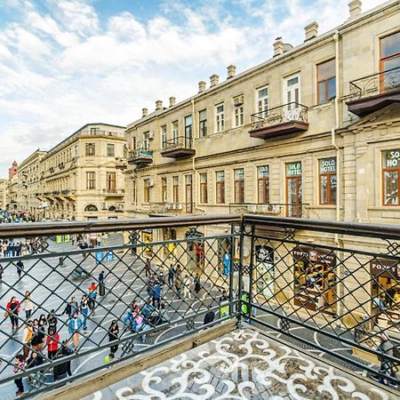 Nizami Street 2 Room Luxe House Баку Экстерьер фото
