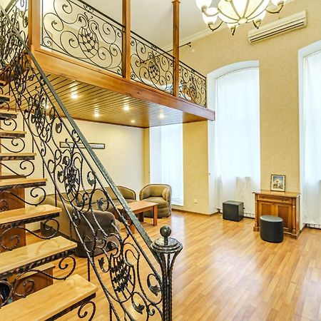 Nizami Street 2 Room Luxe House Баку Экстерьер фото