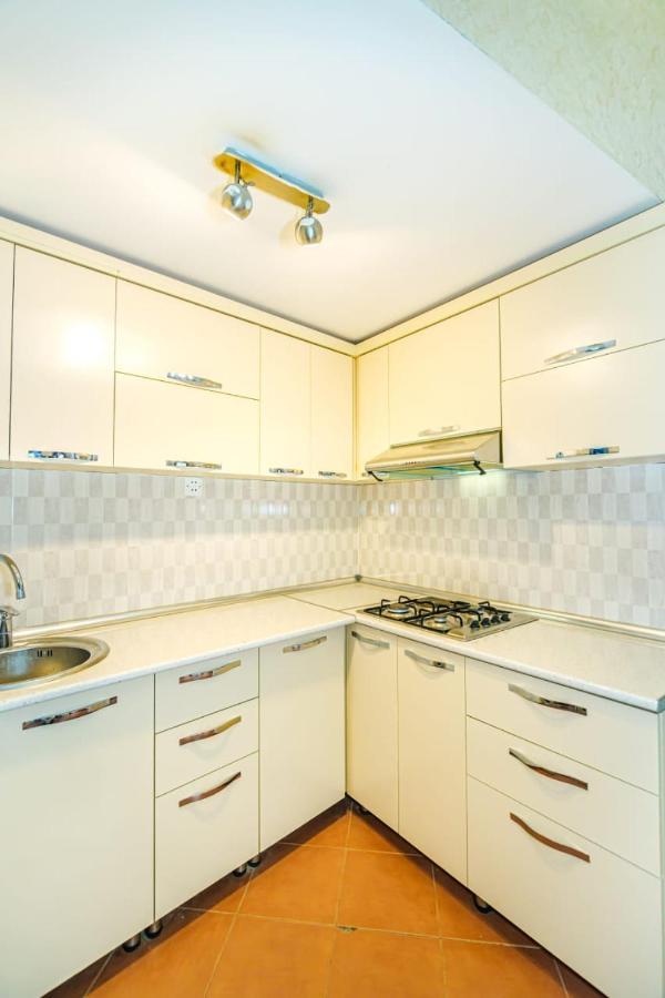Nizami Street 2 Room Luxe House Баку Экстерьер фото