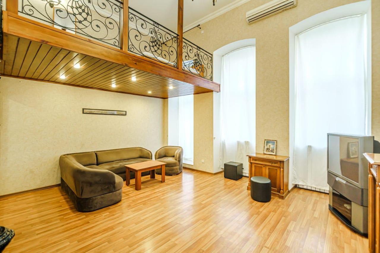 Nizami Street 2 Room Luxe House Баку Экстерьер фото