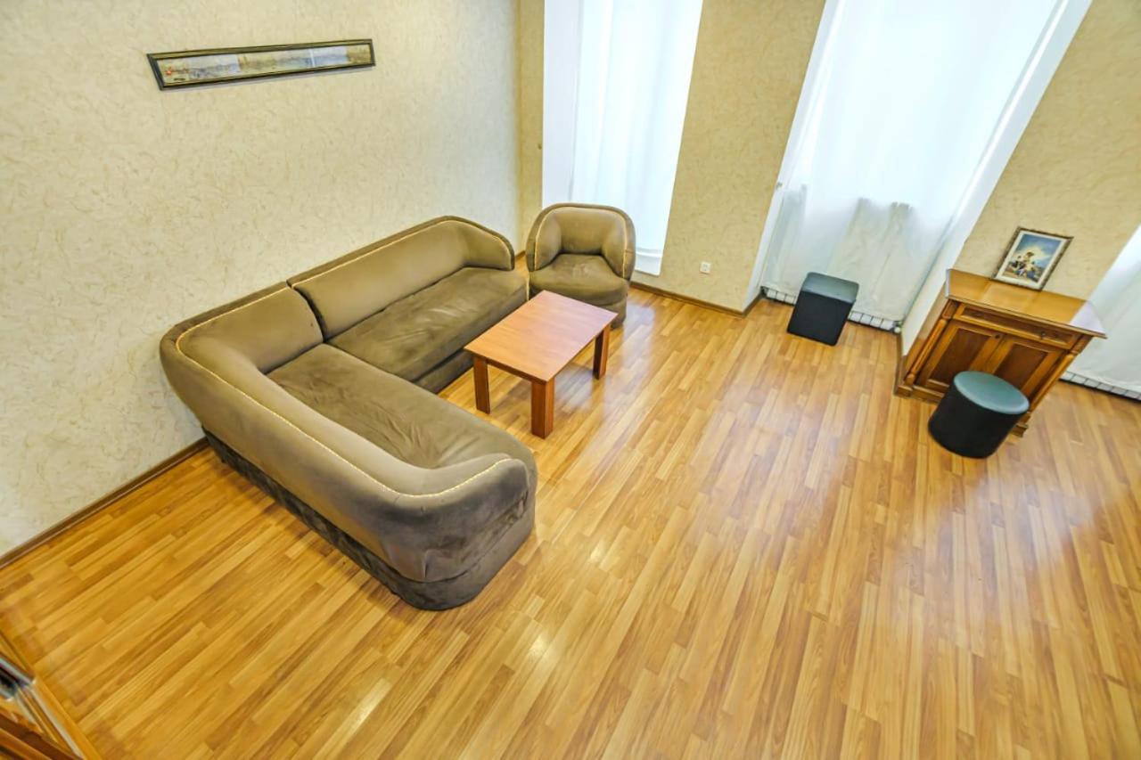 Nizami Street 2 Room Luxe House Баку Экстерьер фото